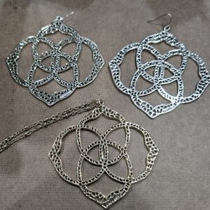 Vintage betty and earrings